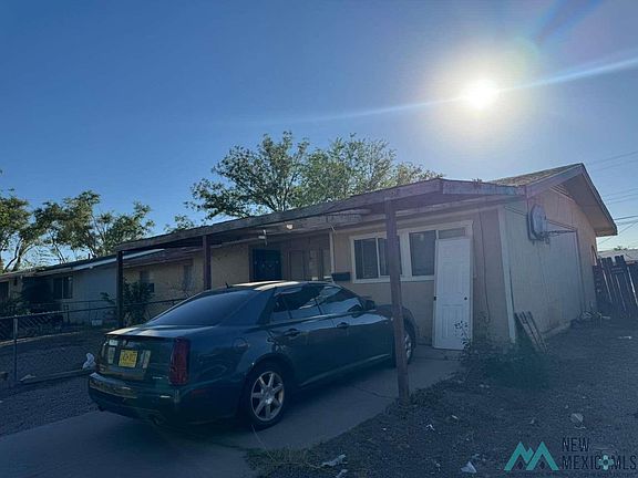 3rd image of 410 S Sycamore Ave