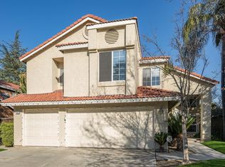 1022 E Edgemont Dr, Fresno, CA