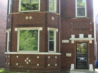 9015 S Muskegon Ave, Chicago, IL 60617