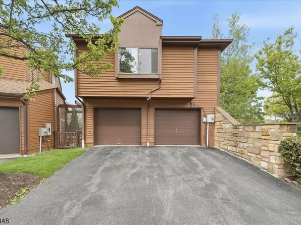 2 Powderhorn Dr, Rockaway Twp., NJ 07866