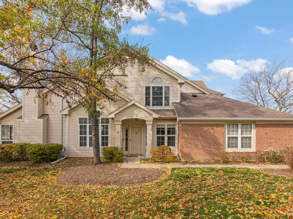 30W008 Willow Ct, Warrenville, IL 60555