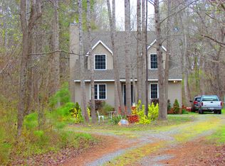 6450 Ark Rd, Gloucester, VA 23061