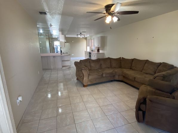 1142 SW 76th Ct