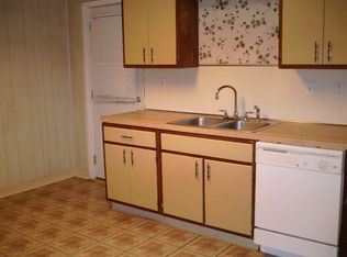 27 Oak St, Wilkes Barre, PA 18702