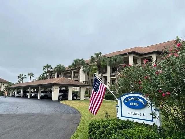 2 bed, 2.0 bath, 1516 sqft, $2,000 — Photo 2