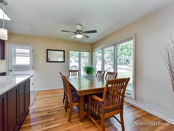 4th image of 822 S Villa Ave