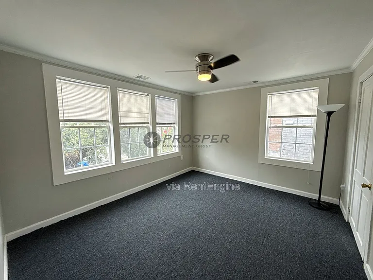204 Fishburne St — Photo 24