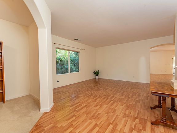 3rd image of 3607 N Mendonca Street