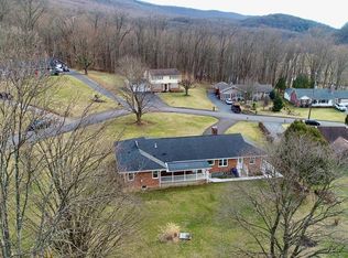 271 Arandale St, Bedford, PA 15522