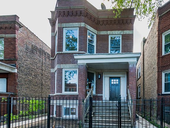 2nd image of 538 N Hamlin Ave