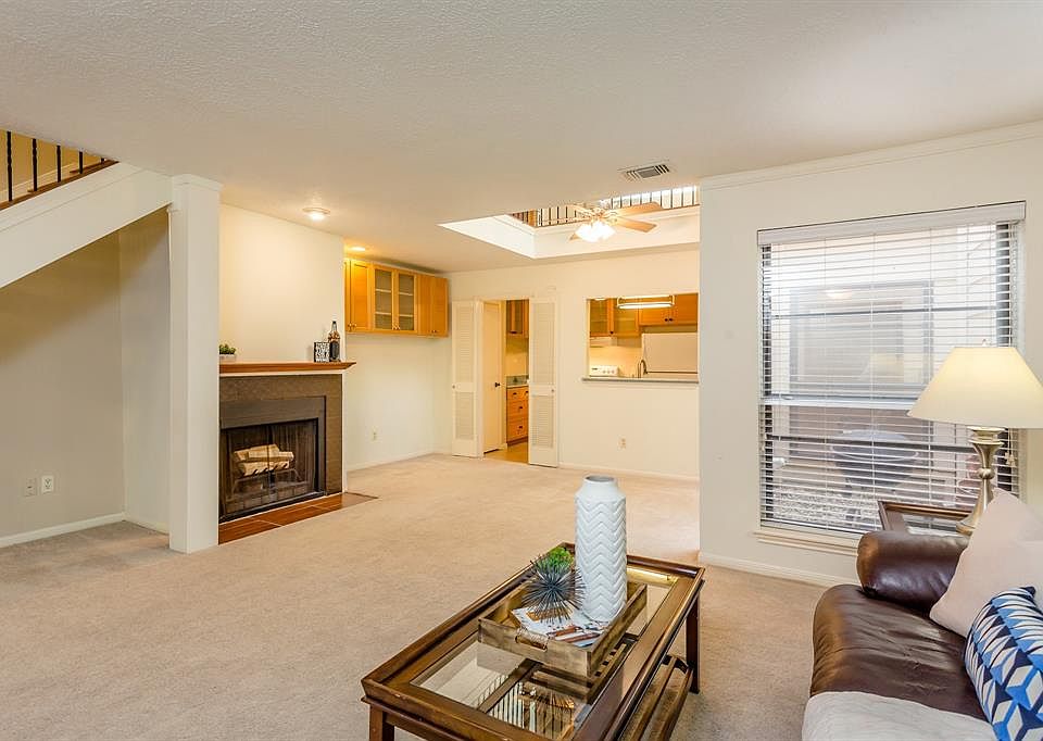 1st image of 800 Country Place Dr Unit 804