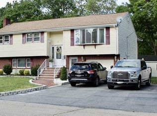 97 Van Cliff Ave, Brockton, MA 02301