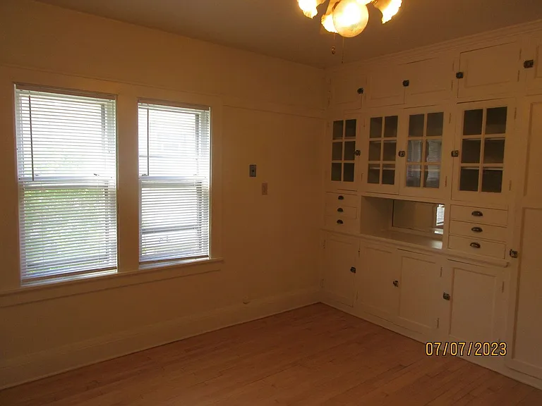 3455 N Fratney St — Photo 8