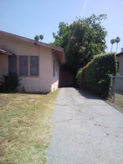 2nd image of 424 S Almansor St