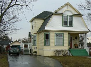 306 Waldo St, Marquette, MI 49855