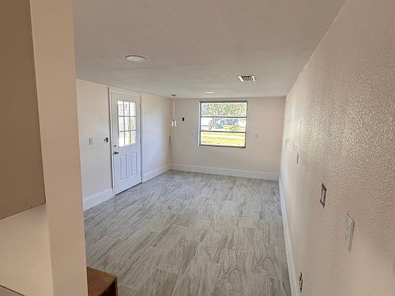 4th image of 10536 86th Ave