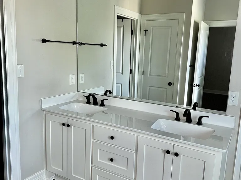 5100 Westgate Ln #103-1 — Photo 14