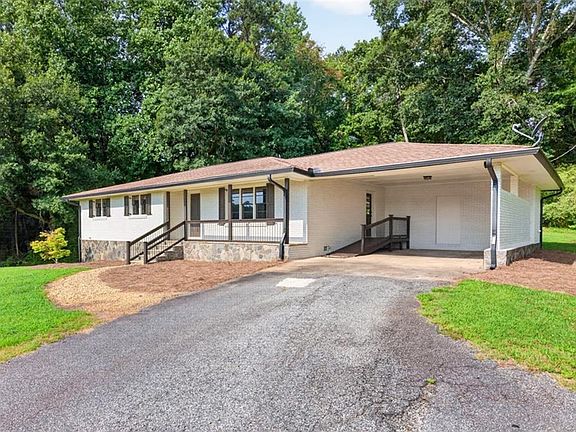 5th image of 1775 Jett Roberts Rd