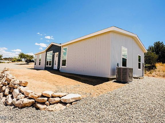 3rd image of 4710 N LAZY LARIAT Lane