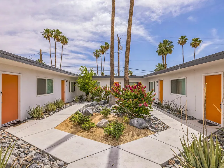 520 S. Desert View Drive — Photo 29