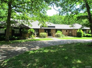 28 E Nottingham Cir, Sullivan, MO 63080