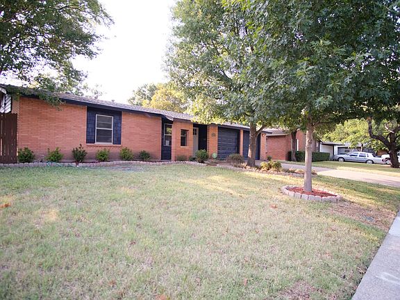 4th image of 2801 Brockbank Dr