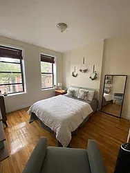 Rented by R New York