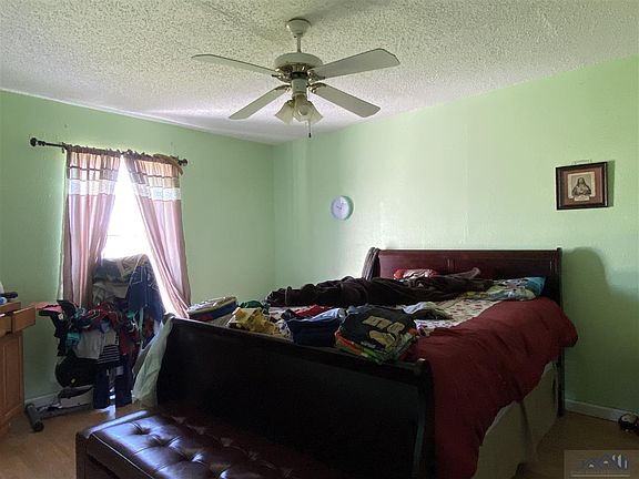 5th image of 244 Monarch Dr