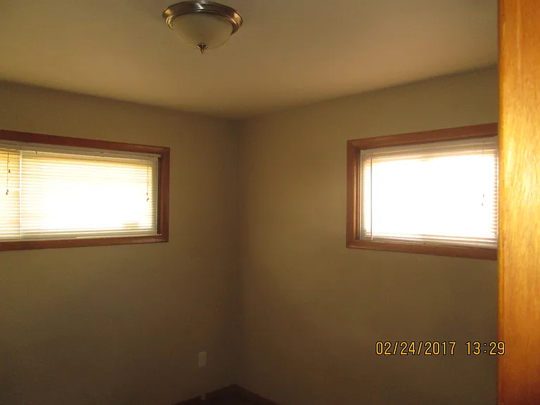 700 Savannah Dr — Photo 15