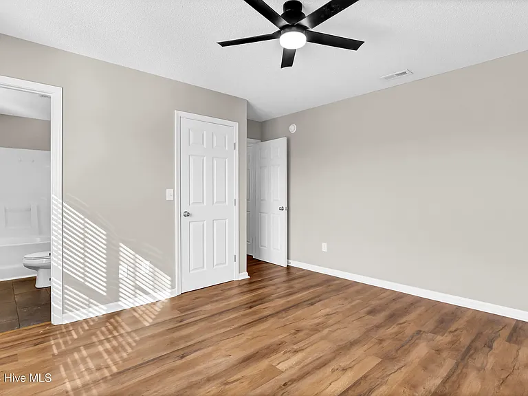 613 Whittle Ct — Photo 16