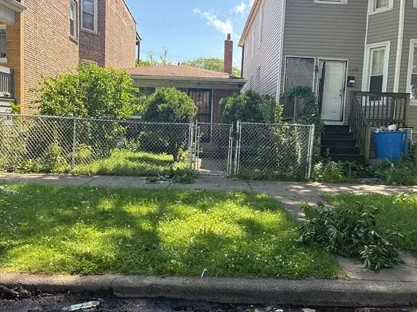7133 S Peoria St, Chicago, IL 60621