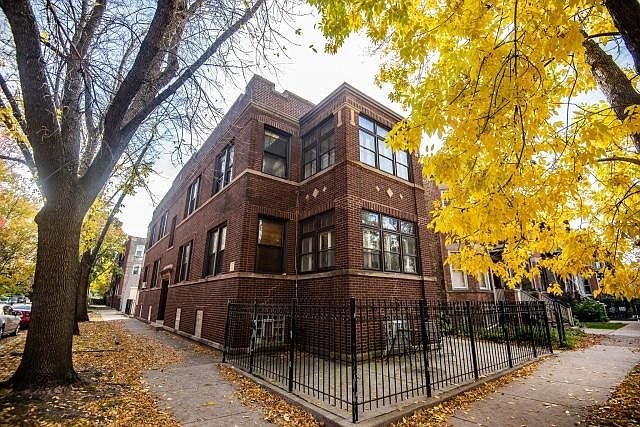 1st image of 4322 N Hoyne Ave #2N