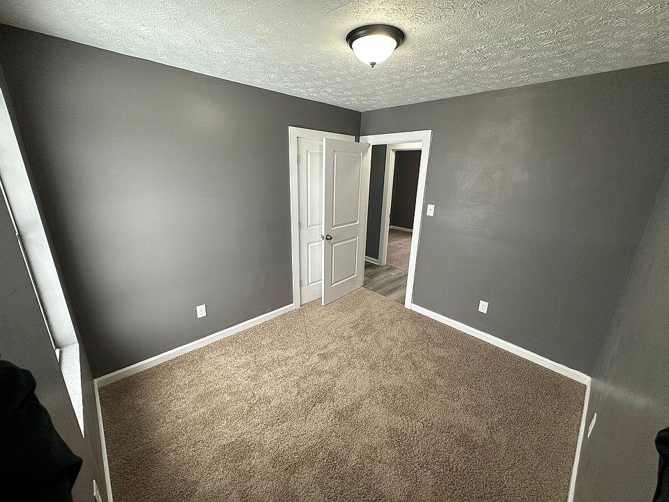 1st image of 1745 Gerald Dr