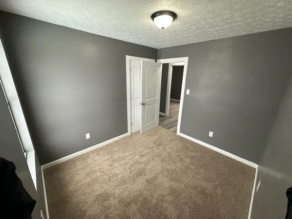 1745 Gerald Dr, Lexington, KY 40511