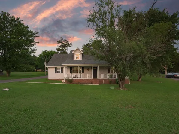 1304 Fairfield Pike, Shelbyville, TN 37160