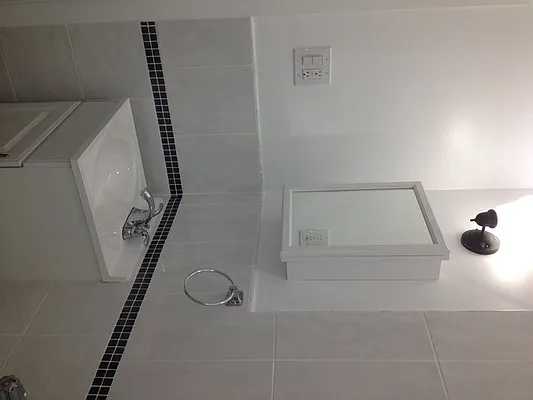 Sold by Corcoran | media 6