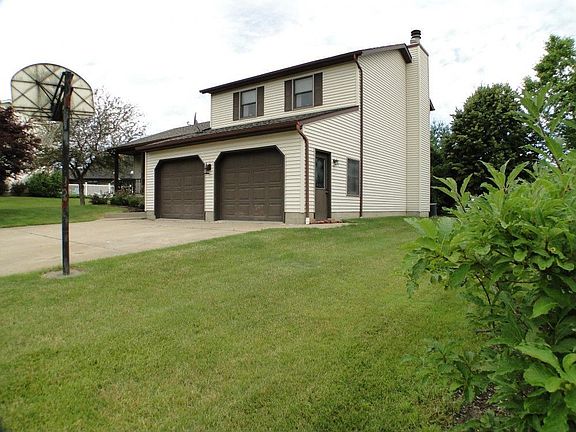 4th image of 4046 Sir Andred Dr