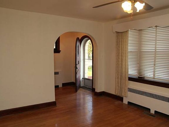 2nd image of 7541 W Bruno Ave