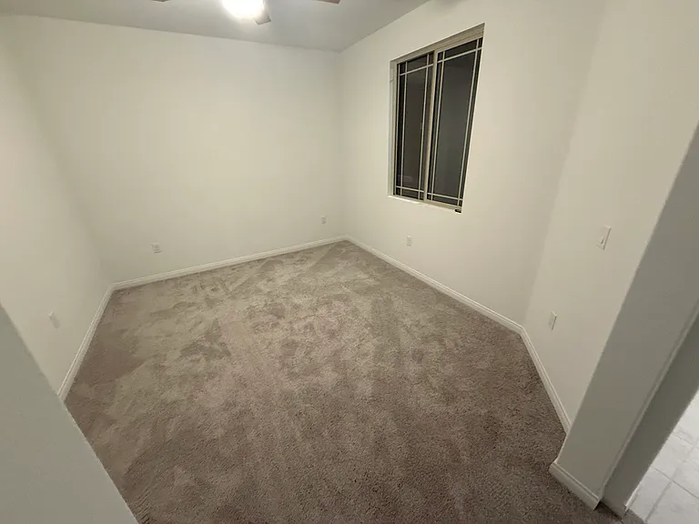 4212 Larchwood Ln — Photo 17