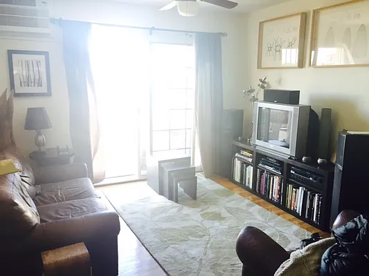 Rented by Premier Metro Realty Corp | media 13