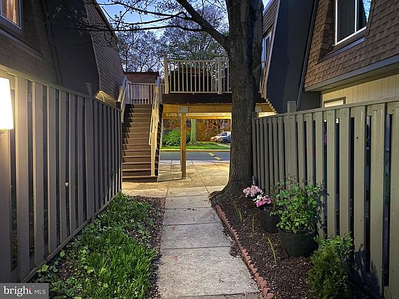 3rd image of 7905 Sausalito Pl #32E