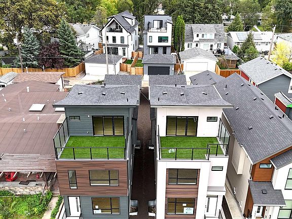 4th image of 9637 85th St NW