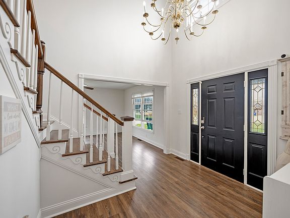 4th image of 307 Brookgreen Dr