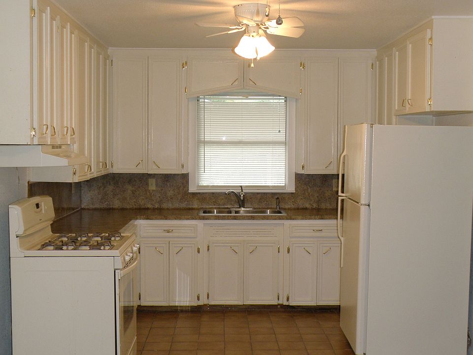 1st image of 2030 1st St N