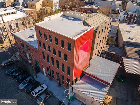 5th image of 2045-49 Trenton Ave