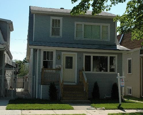 1st image of 5621 N Karlov Ave