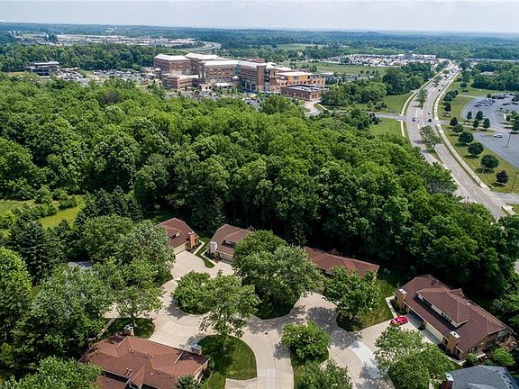 3rd image of 6391 Adams Cir