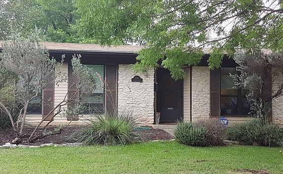 4th image of 2700 Sherwood Ln