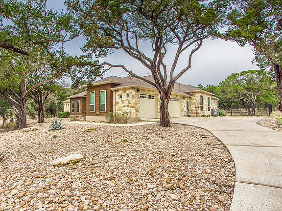 3rd image of 2476 La Ventana Pkwy