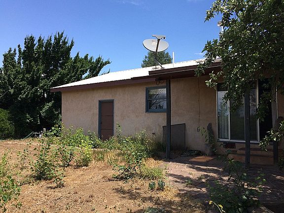 2nd image of 410 Mora Ln #410